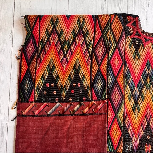Vintage 70s Guatemalan Huipil Handmade Tunic Top – Red Brown Geometric P… - Picture 9 of 15